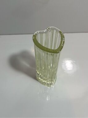 Vintage 82Heart Shaped Glass 7 1/2" Tall Clear Fluted Flower Vase Valentines Day
